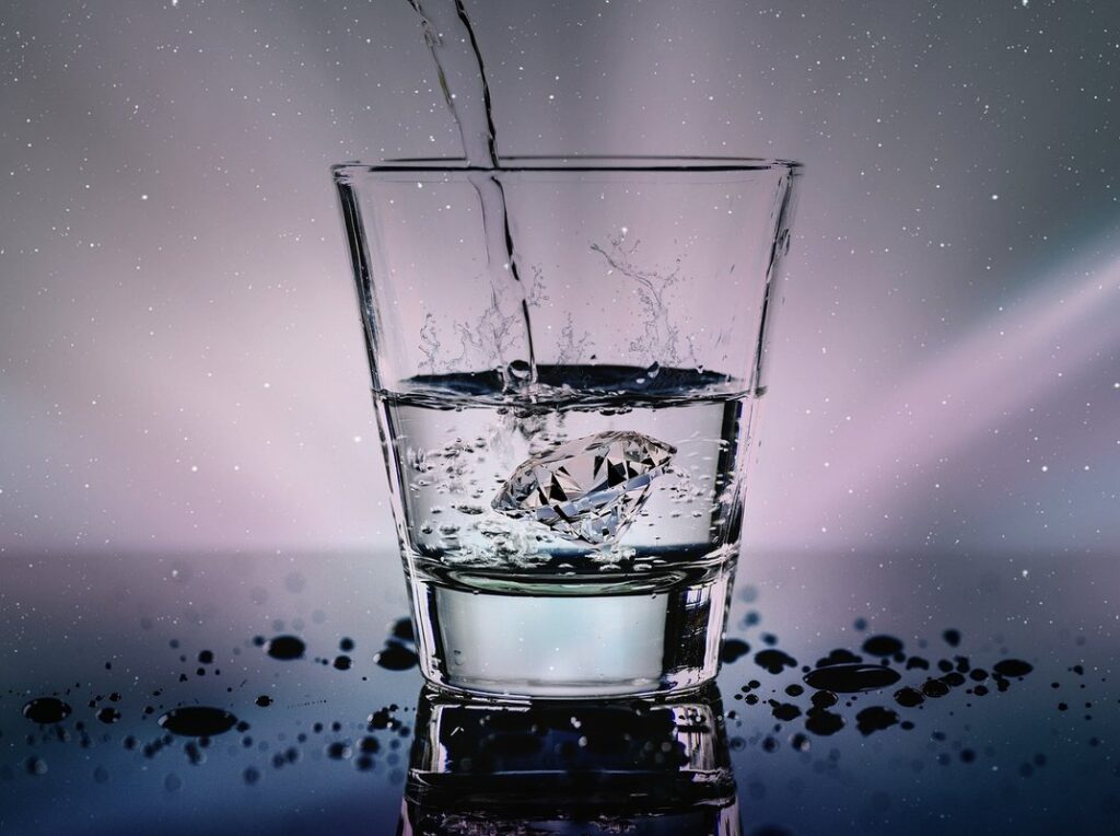 how to encourage cats to drink more water