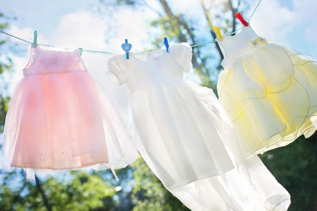 how to clean clothes with cat urine